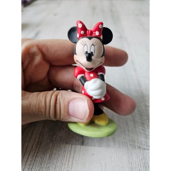 Porcelain Minnie mouse figurine polka dot dress Disney vintage - Picture 6 of 7